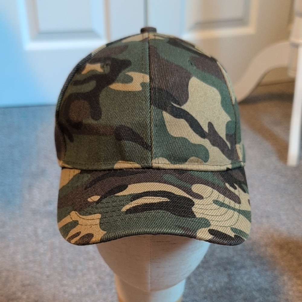 Green and Brown Camo Adjustable Baseball Hat NWOT